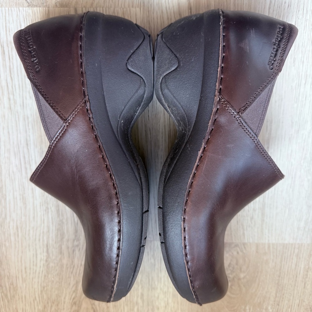 Patagonia Brown Leather Slip-On Clogs Mules Comfortable Size 7.5 - Picture 7 of 9